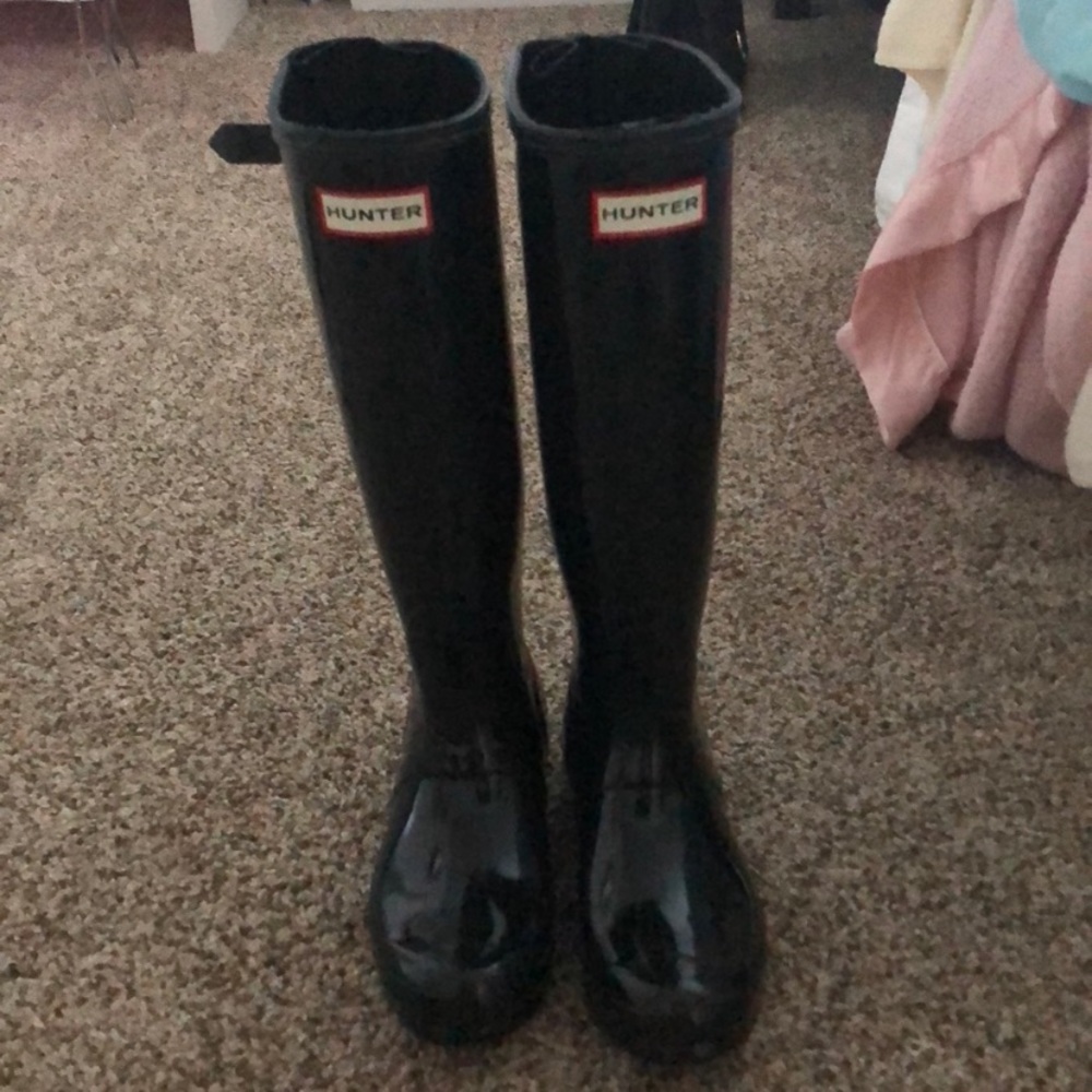 Hunter rain boots- barely worn, in great condition